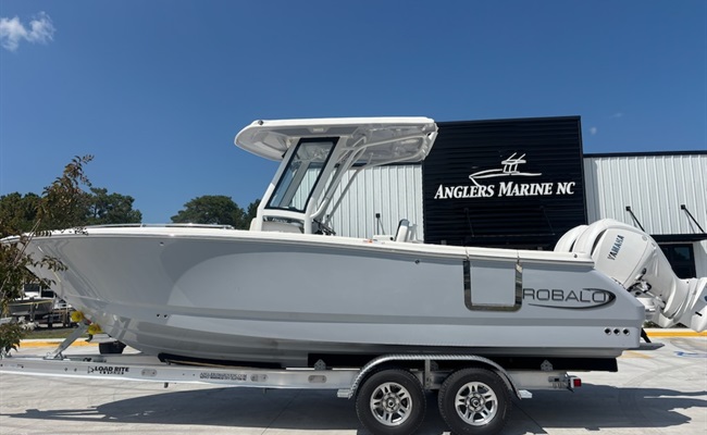 2027 Robalo R250 Solid Alloy Grey 